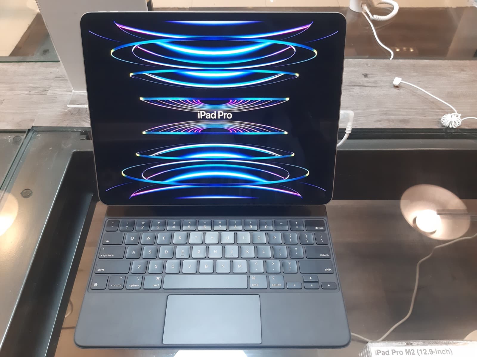 iPad Pro 12.9" (6th gen)